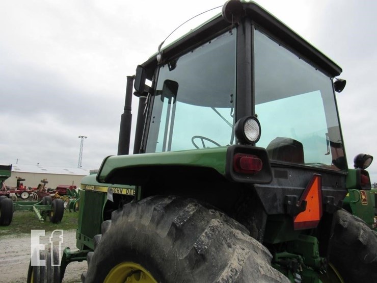 john-deere-4440-image-19
