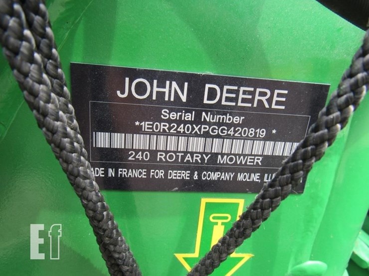 2017-john-deere-r240-image-11