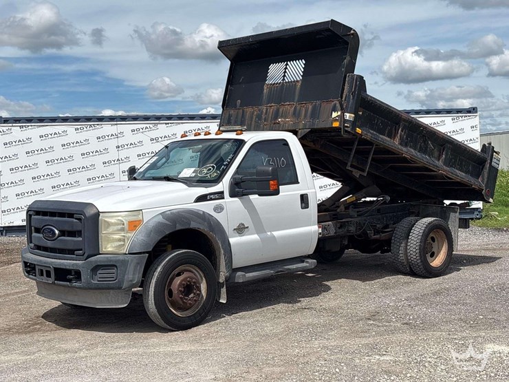 2012-ford-f550-image-1
