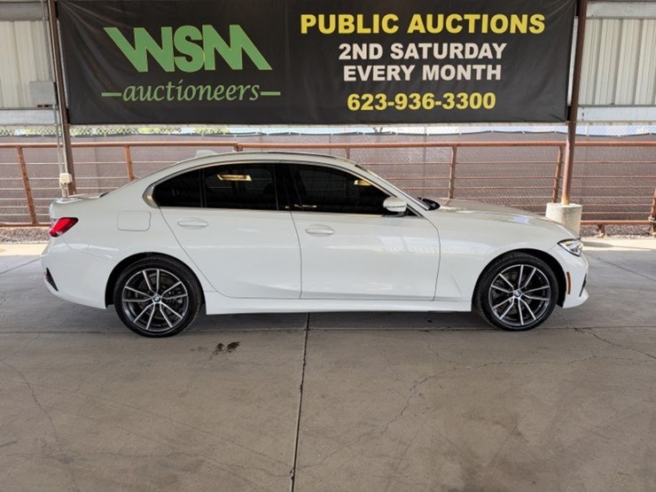2021-bmw-330i-sdn-image-1