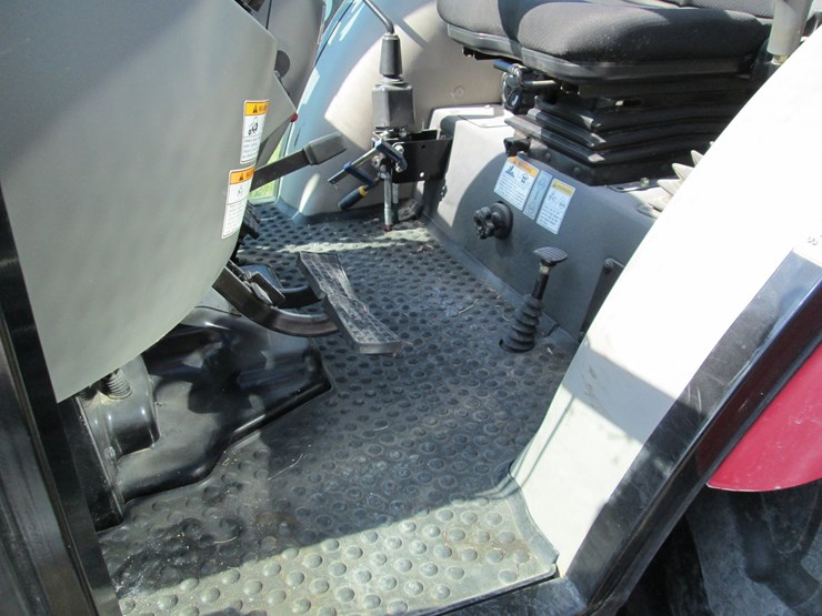 mahindra-2555-image-27