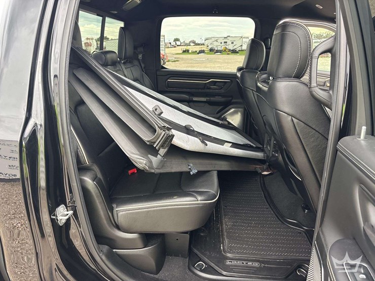 2019-dodge-1500-image-20