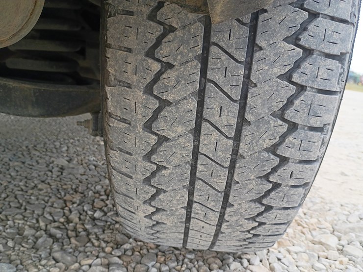 2013-ford-explorer-image-86
