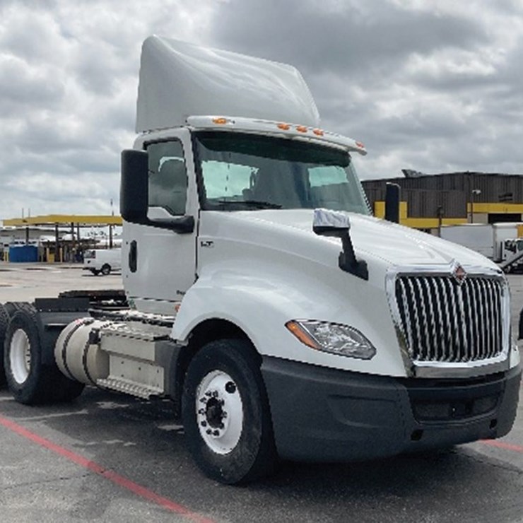 2019 INTERNATIONAL LT
