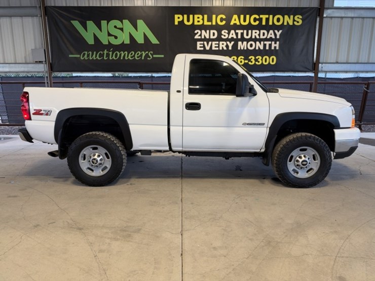 2003-chevrolet-silverado-p/u-image-1