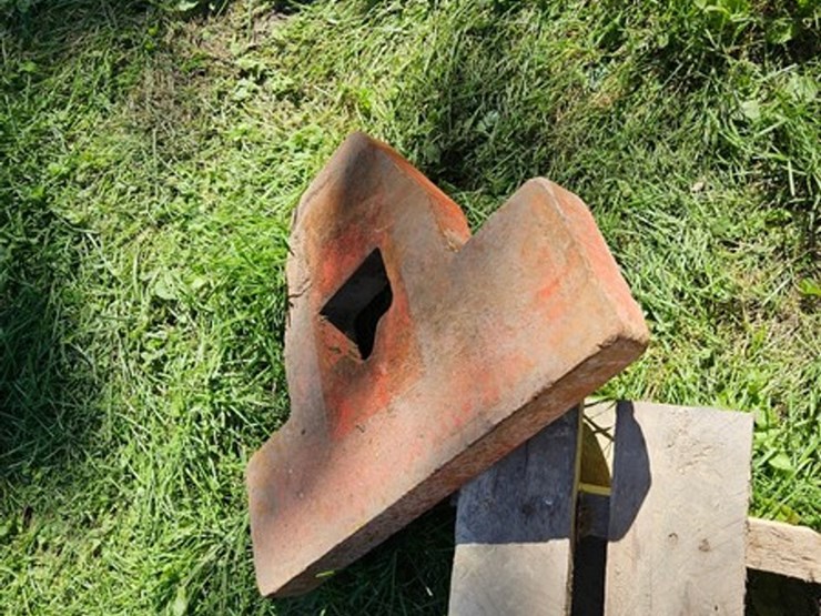 #8746-•-john-deere-combine-weights-image-6