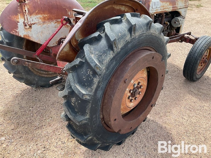 ford-8n-image-19