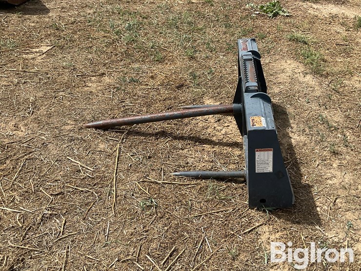 virnig-bale-spear-skid-steer-attachment-image-8