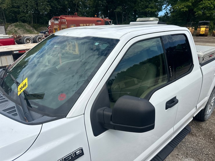 2015-ford-f150-xlt-image-9