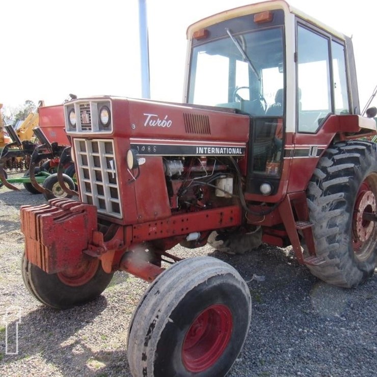 1981 INTERNATIONAL 1486