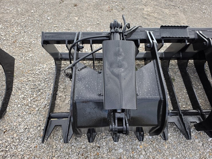 #25297-•-skid-steer-grapple-attachment-image-9