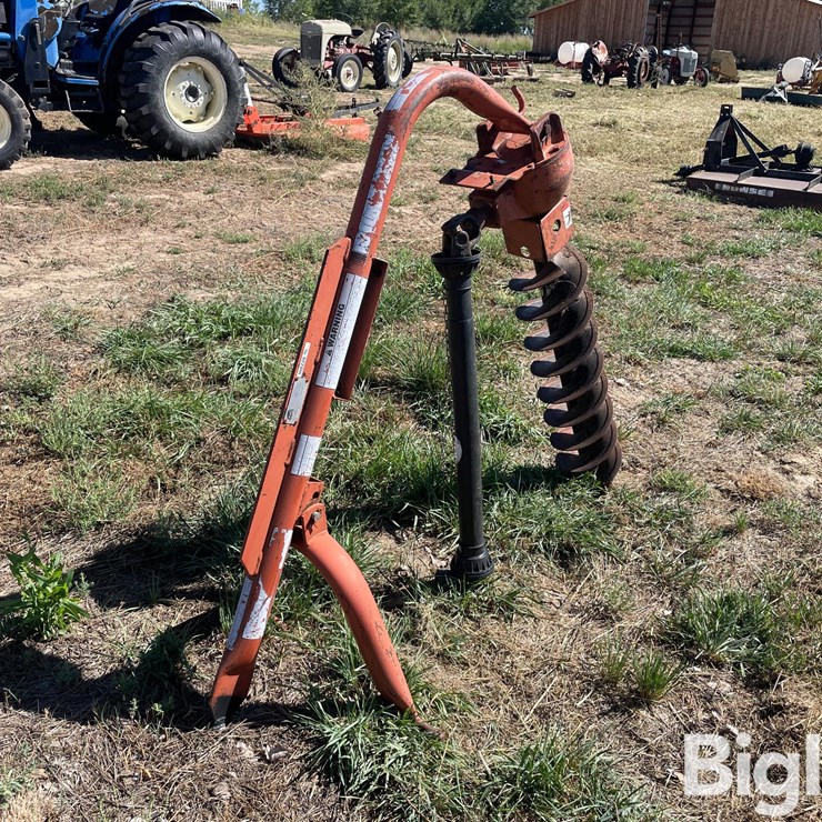 Rhino 3-Pt Post Hole Digger