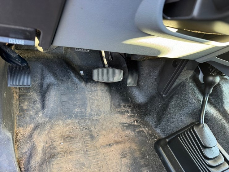 2015-ford-f350-image-41