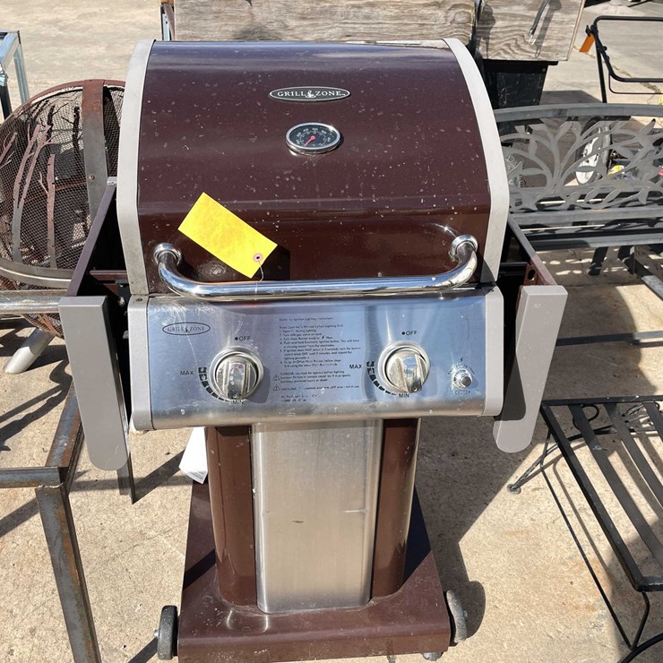 #4085 • Grill Zone Propane Grill (03)
