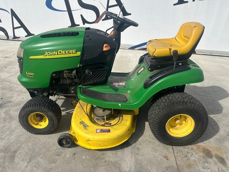 john-deere-la-image-2