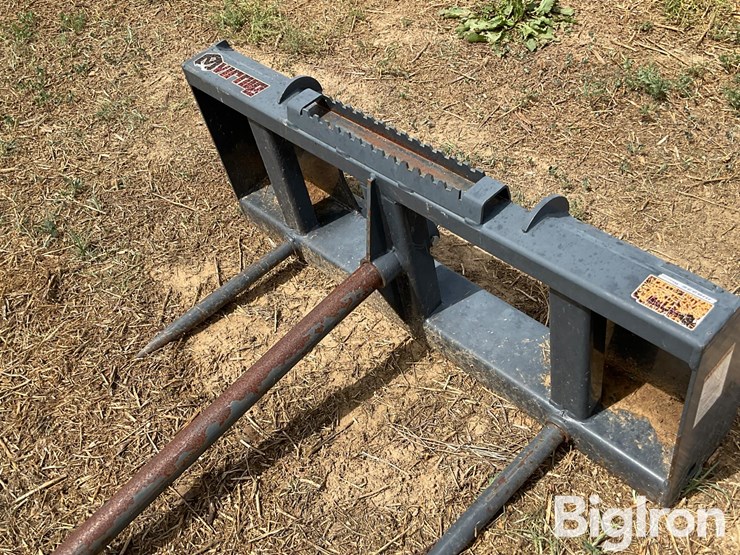 virnig-bale-spear-skid-steer-attachment-image-13