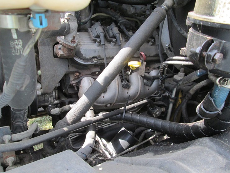 2005-gmc-topkick-c5500-image-19