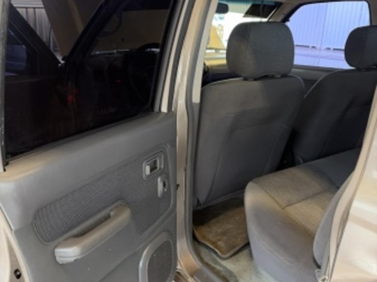2004-nissan-frontier-image-34