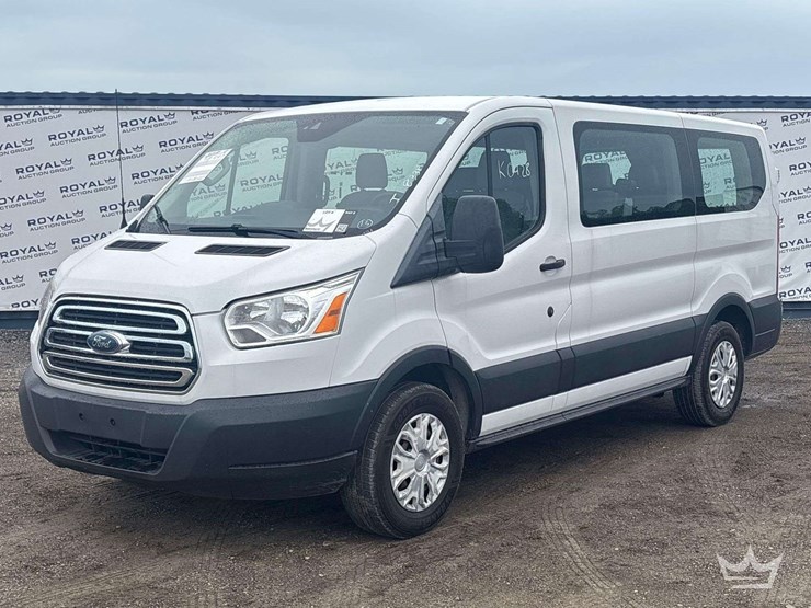 2019-ford-transit-image-1