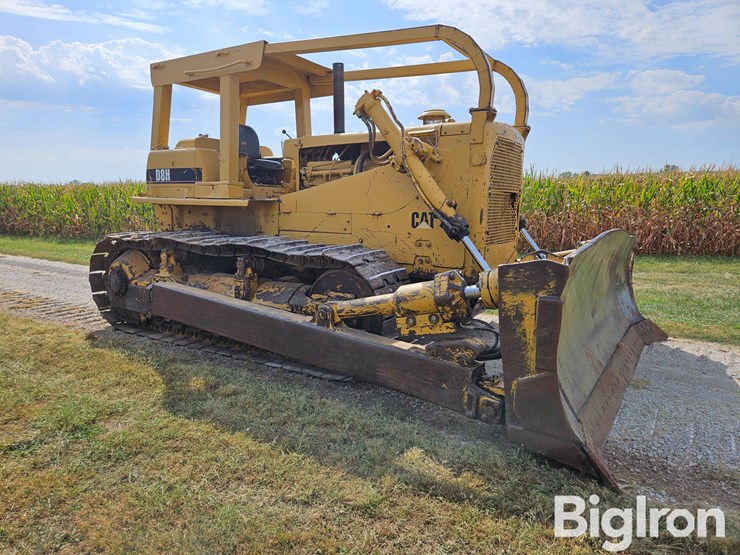 1968-caterpillar-d8h-image-3