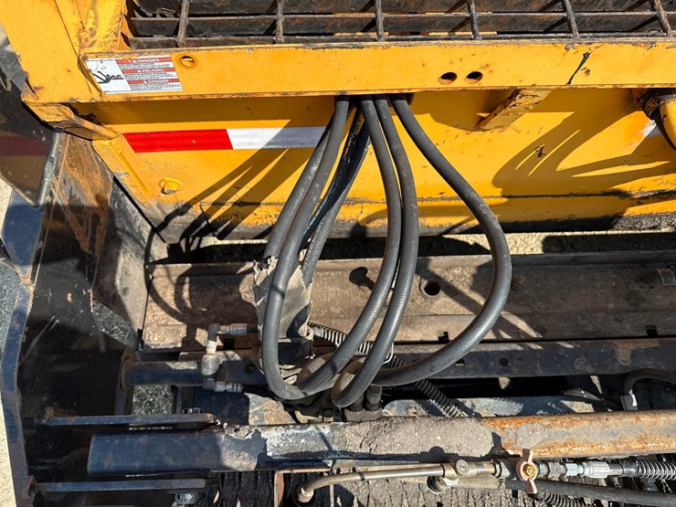 2009-leeboy-l8500t-image-22