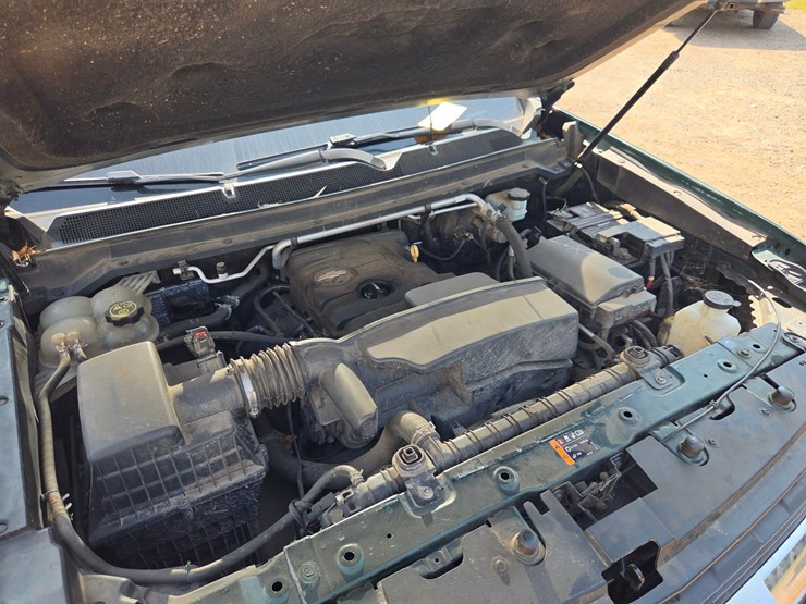 2015-chevrolet-colorado-image-27