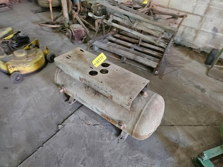 #8777-•-horizontal-air-tank-image-7