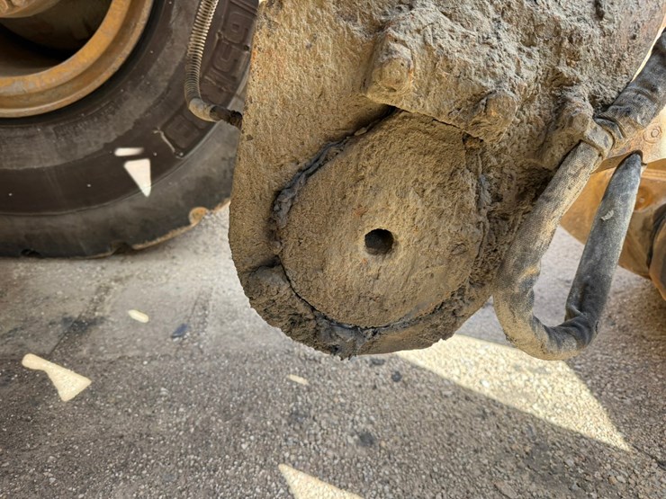 2017-caterpillar-988k-image-17
