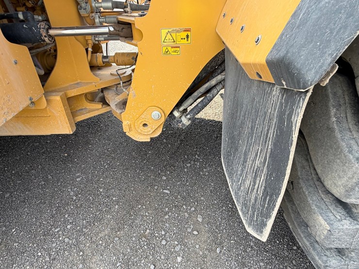 2018-caterpillar-980m-image-33