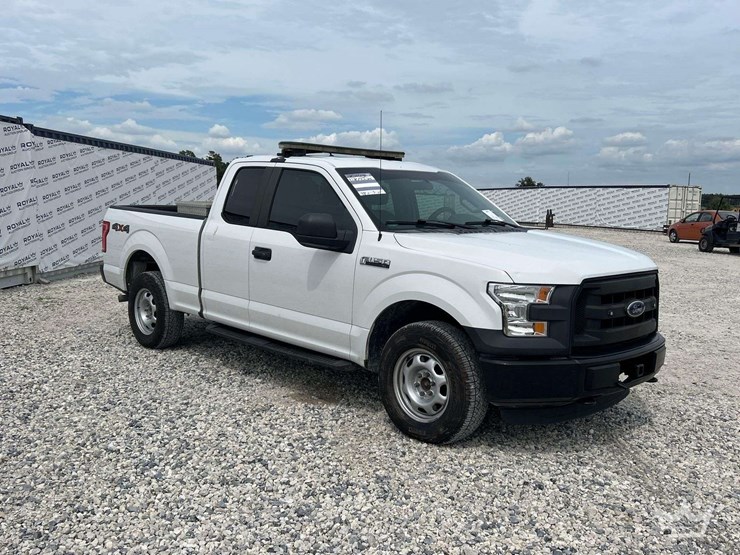 2016-ford-f150-image-2
