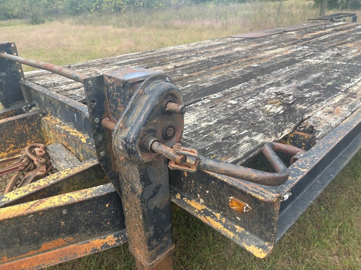 #2340-•-24'-tandem-axle-flatbed-trailer-image-28