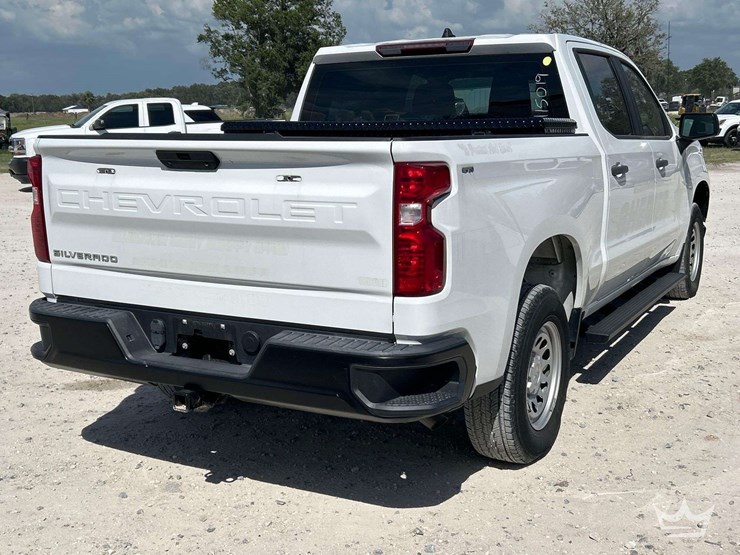 2022-chevrolet-silverado-1500-image-3