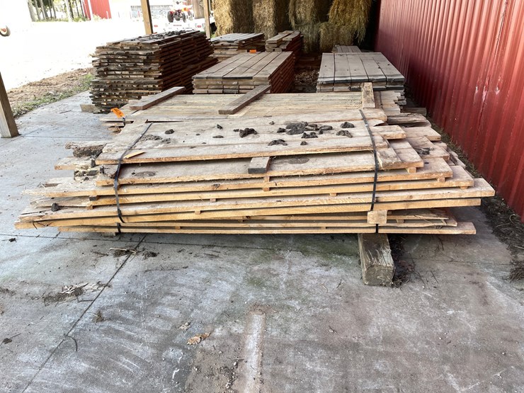 #1656-•-bundle-of-oak-boards-image-2