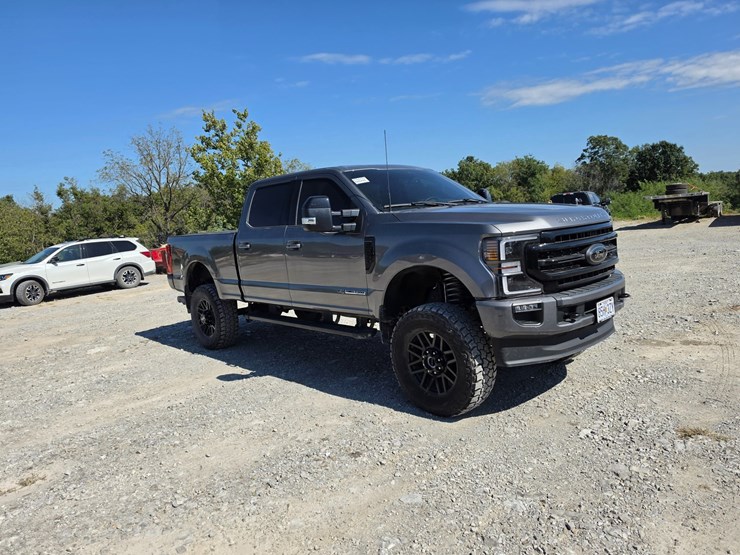 2022-ford-f250-image-22