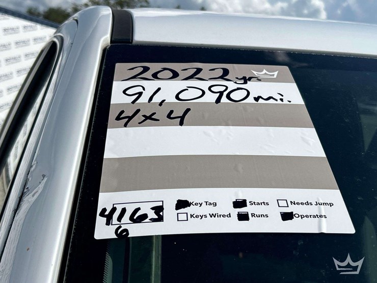 2022-chevrolet-silverado-1500-image-35