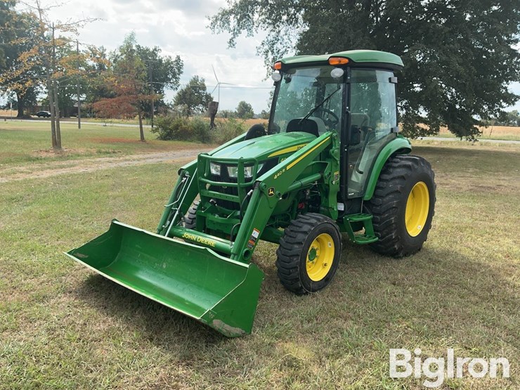 2022-john-deere-4044r-image-1