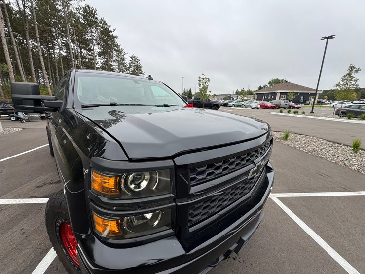 2015-chevrolet-silverado-1500-z71-image-25