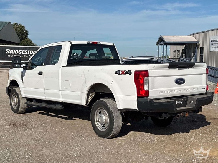 2017-ford-f250-image-4
