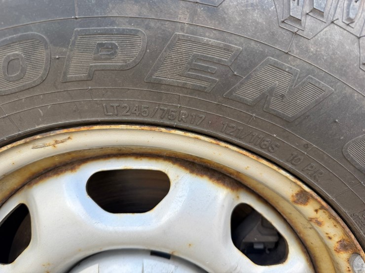 2013-ford-f150-image-40