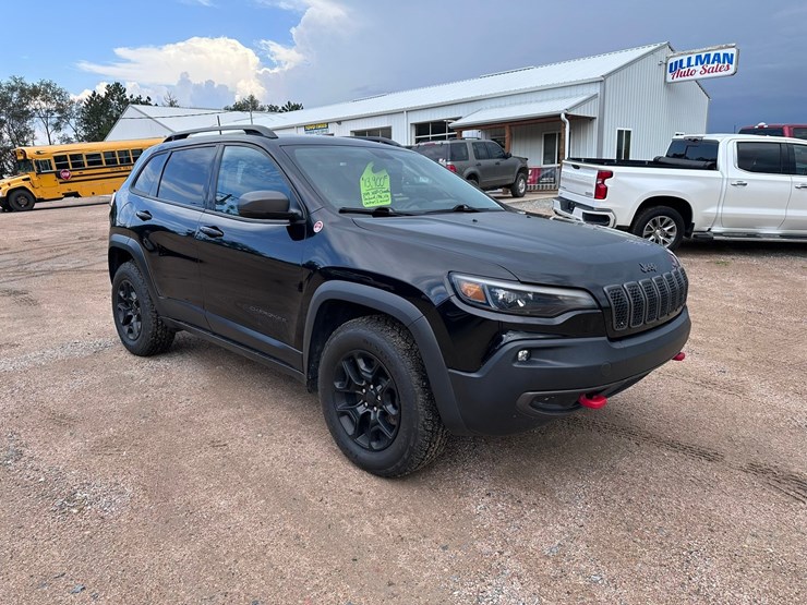 2019-jeep-cherokee-image-6