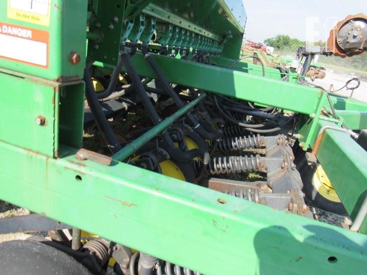 1993-john-deere-750-image-16