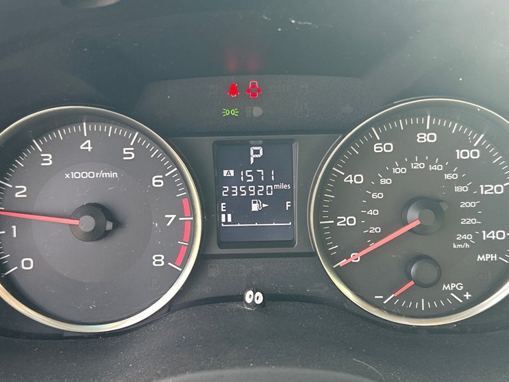 2013-subaru-crosstrek-image-53