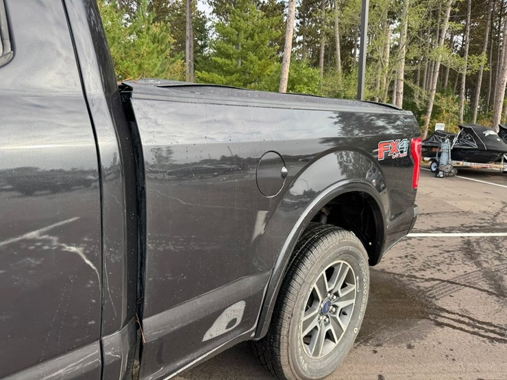 2015-ford-f150-xlt-image-15