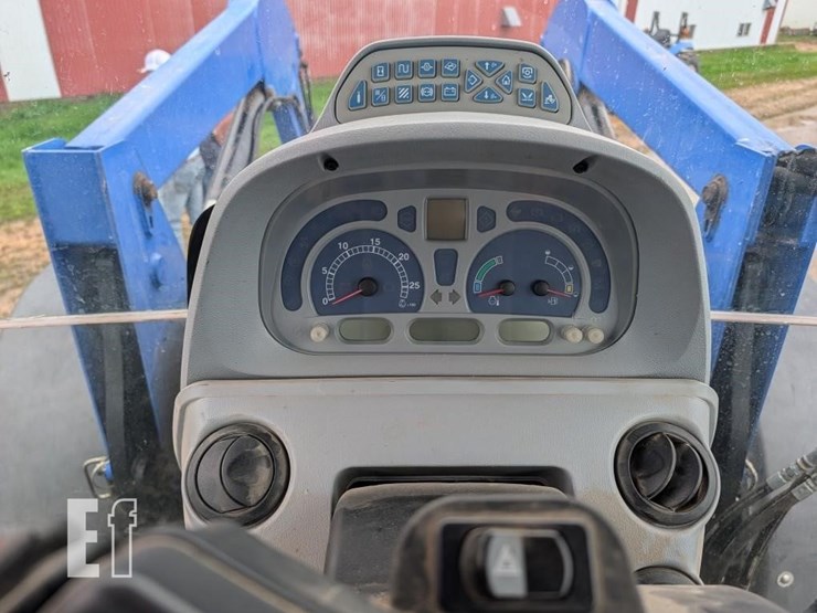 new-holland-t6070-plus-image-19