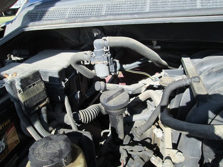 2004-nissan-titan-image-15