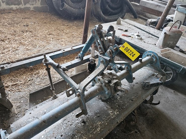 #8724-•-3pt-tiller-image-6