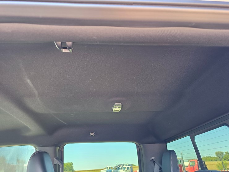 2022-ford-f250-image-55