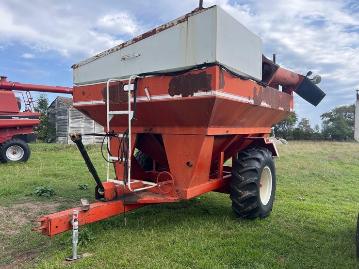 grain-cart-image-1