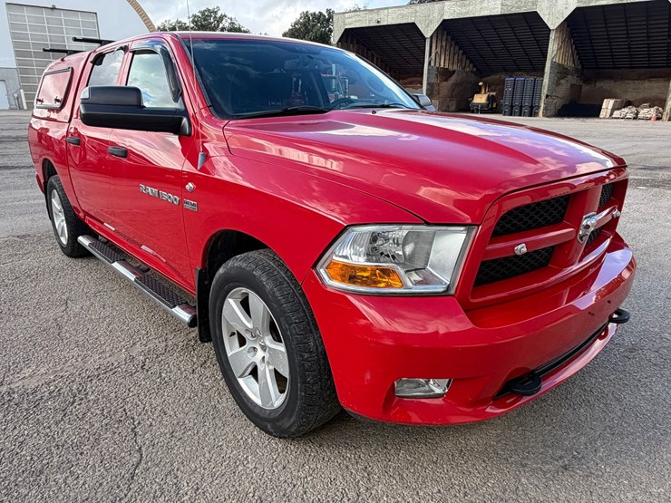 2012-dodge-1500-image-7