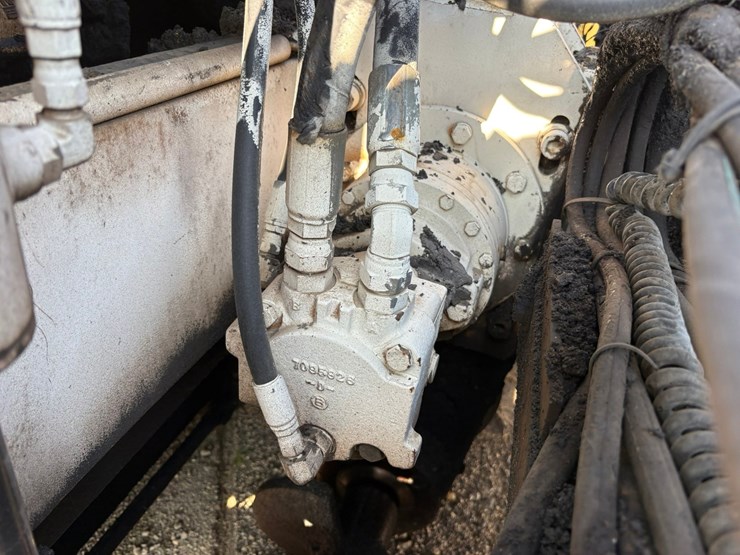 2005-roadtec-rp155-image-43